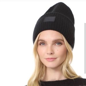 Acne Hat in Black